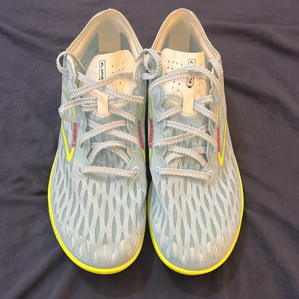 NEW Unisex Brooks ELMN8 7 Track Spikes. Size 11M/12.5W. - Picture 3 of 7